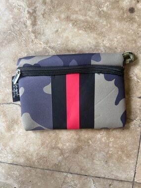 GIRLIE GIRL neoprene camouflage small bag NWOT